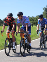 Lade das Bild in den Galerie-Viewer, Männer mit bunten Hawaii Radtrikots und Radhosen Waikiki Marinella